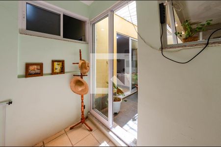 Área privativa de apartamento para alugar com 4 quartos, 110m² em Gutierrez, Belo Horizonte