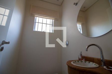 Casa à venda com 184m², 3 quartos e 3 vagasLavabo