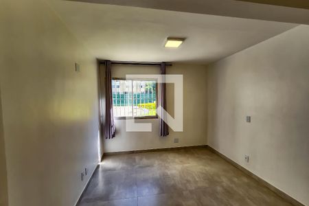 Sala de apartamento para alugar com 2 quartos, 55m² em Jardim das Vertentes, São Paulo