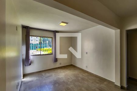 Sala de apartamento para alugar com 2 quartos, 55m² em Jardim das Vertentes, São Paulo