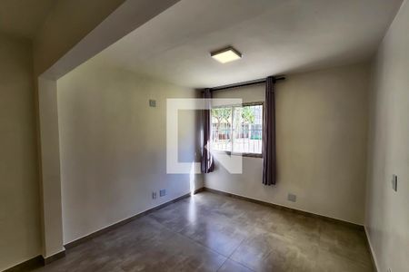 Sala de apartamento para alugar com 2 quartos, 55m² em Jardim das Vertentes, São Paulo