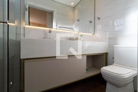 Apartamento à venda com 202m², 3 quartos e 3 vagasBanheiro da suíte 3