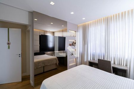 Apartamento à venda com 202m², 3 quartos e 3 vagasSuíte 3