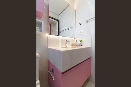 Apartamento à venda com 202m², 3 quartos e 3 vagasBanheiro da suíte 2