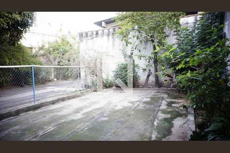 Casa à venda com 213m², 3 quartos e 3 vagasQuintal