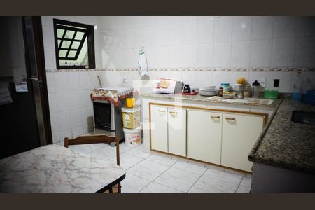 Casa à venda com 213m², 3 quartos e 3 vagasCozinha 1