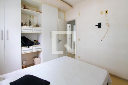 Casa de condomínio à venda com 283m², 4 quartos e 3 vagasQuarto 2