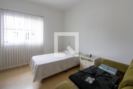 Casa de condomínio à venda com 283m², 4 quartos e 3 vagasQuarto 4