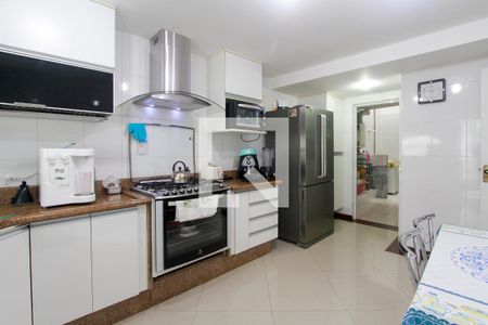 Casa de condomínio à venda com 283m², 4 quartos e 3 vagasCozinha