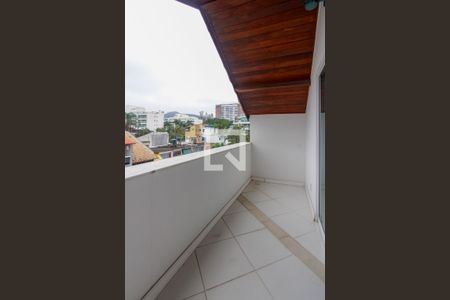 Casa de condomínio à venda com 283m², 4 quartos e 3 vagasVaranda do Sótão