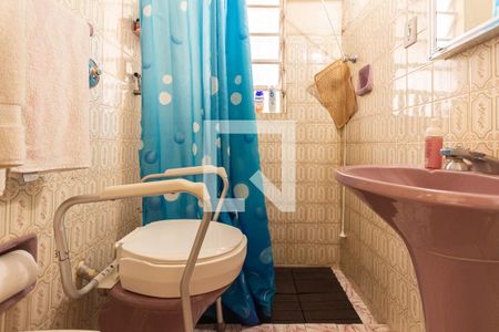 Casa à venda com 111m², 2 quartos e sem vagaBanheiro