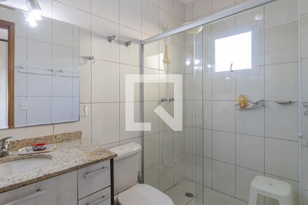 Casa à venda com 230m², 4 quartos e 4 vagas Casa à venda com 230m², 4 quartos e 4 vagasBanheiro da Suíte 1