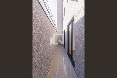 Apartamento para alugar com 45m², 2 quartos e sem vaga Apartamento para alugar com 45m², 2 quartos e sem vagaVaranda