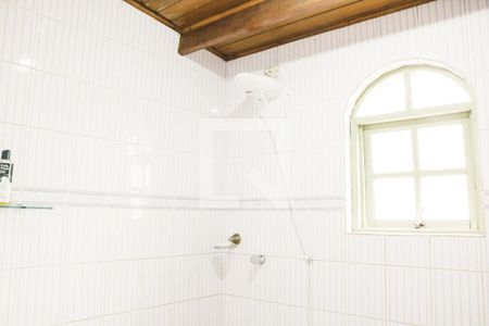 Casa à venda com 130m², 3 quartos e 2 vagas Casa à venda com 130m², 3 quartos e 2 vagasBanheiro da Suíte