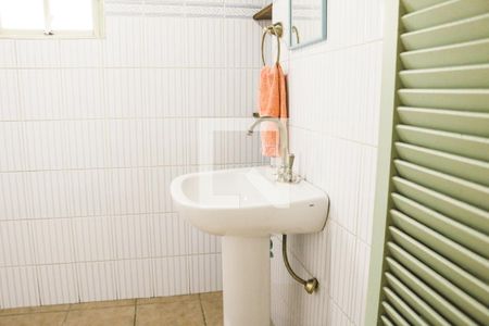 Casa à venda com 130m², 3 quartos e 2 vagas Casa à venda com 130m², 3 quartos e 2 vagasBanheiro da Suíte