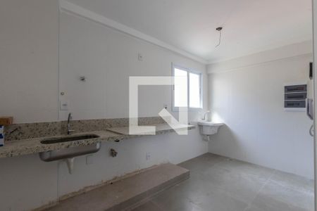 Apartamento à venda com 130m², 2 quartos e 2 vagasCozinha