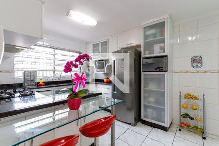 Casa à venda com 196m², 3 quartos e 3 vagas Casa à venda com 196m², 3 quartos e 3 vagasCozinha