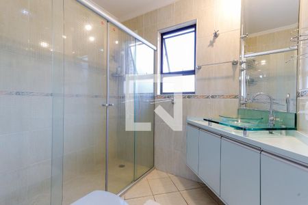 Casa à venda com 196m², 3 quartos e 3 vagas Casa à venda com 196m², 3 quartos e 3 vagasBanheiro da Suíte