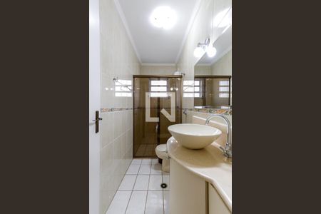 Casa à venda com 196m², 3 quartos e 3 vagas Casa à venda com 196m², 3 quartos e 3 vagasBanheiro