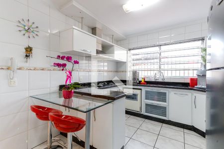 Casa à venda com 196m², 3 quartos e 3 vagas Casa à venda com 196m², 3 quartos e 3 vagasCozinha