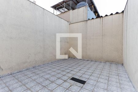 Casa à venda com 196m², 3 quartos e 3 vagas Casa à venda com 196m², 3 quartos e 3 vagasQuintal