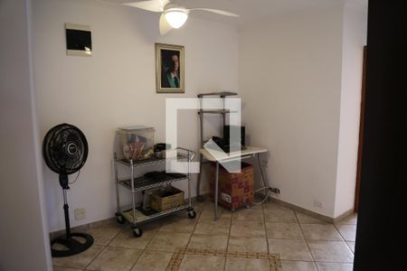 Casa à venda com 135m², 4 quartos e 2 vagasHall