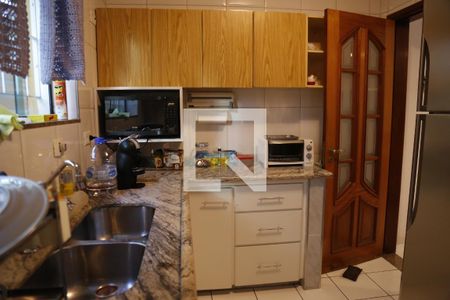 Casa à venda com 135m², 4 quartos e 2 vagasCozinha