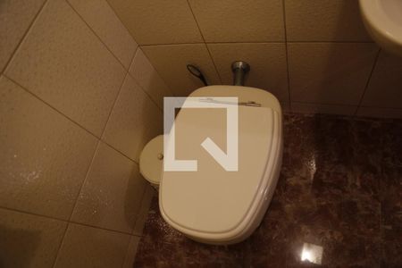 Casa à venda com 135m², 4 quartos e 2 vagasLavabo