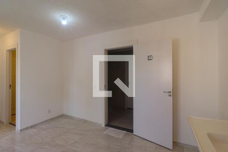 Sala/Cozinha de apartamento para alugar com 2 quartos, 35m² em Usina Piratininga, São Paulo