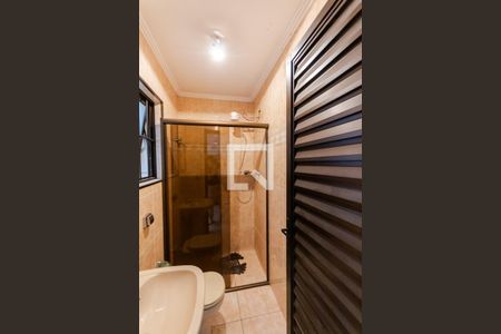 Casa para alugar com 264m², 4 quartos e 4 vagas Casa para alugar com 264m², 4 quartos e 4 vagasBanheiro de Serviço