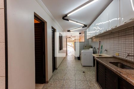 Casa para alugar com 264m², 4 quartos e 4 vagas Casa para alugar com 264m², 4 quartos e 4 vagasÁrea de Serviço