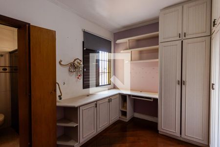 Casa para alugar com 264m², 4 quartos e 4 vagas Casa para alugar com 264m², 4 quartos e 4 vagasSuíte 2