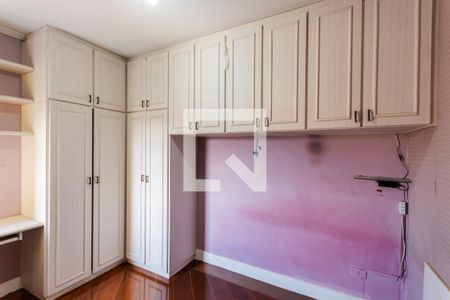 Casa para alugar com 264m², 4 quartos e 4 vagas Casa para alugar com 264m², 4 quartos e 4 vagasArmário