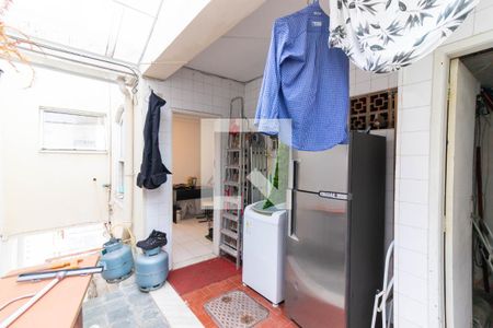 Casa de condomínio à venda com 354m², 5 quartos e 2 vagas Casa de condomínio à venda com 354m², 5 quartos e 2 vagasÁrea de Serviço
