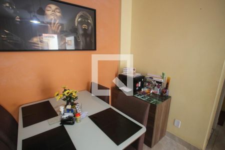 Sala de casa de condomínio à venda com 3 quartos, 87m² em Taquara, Rio de Janeiro