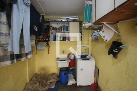 Casa de condomínio à venda com 87m², 3 quartos e 1 vagaÁrea de Serviço