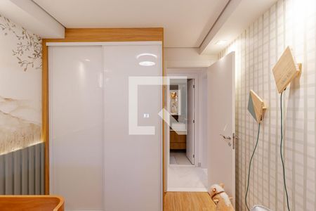 Apartamento à venda com 103m², 3 quartos e 2 vagas Apartamento à venda com 103m², 3 quartos e 2 vagasQuarto 2