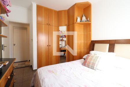 Casa à venda com 206m², 3 quartos e 4 vagasQuarto 2