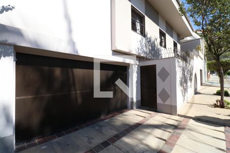 Casa à venda com 206m², 3 quartos e 4 vagasGaragem