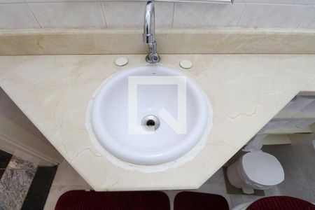 Casa à venda com 206m², 3 quartos e 4 vagasLavabo