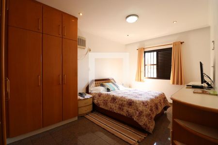 Casa à venda com 206m², 3 quartos e 4 vagasQuarto 3