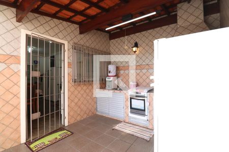 Casa à venda com 206m², 3 quartos e 4 vagasQuintal