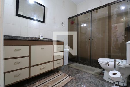 Casa à venda com 206m², 3 quartos e 4 vagasBanheiro