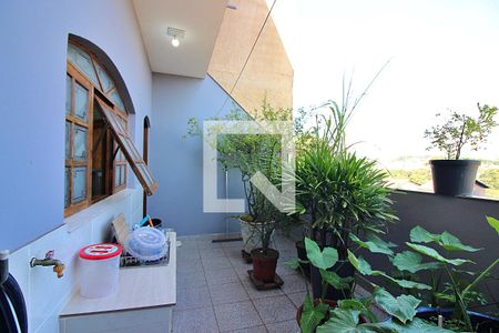 Casa para alugar com 210m², 3 quartos e 2 vagasQuintal 