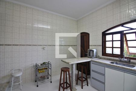 Casa para alugar com 210m², 3 quartos e 2 vagasCozinha