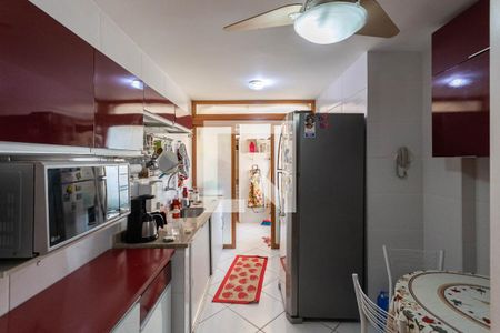 Apartamento à venda com 92m², 2 quartos e 1 vagaCozinha