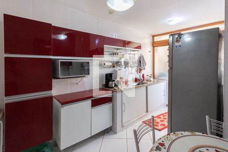 Apartamento à venda com 92m², 2 quartos e 1 vagaCozinha