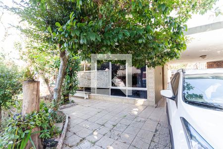Casa à venda com 221m², 3 quartos e 6 vagasGaragem