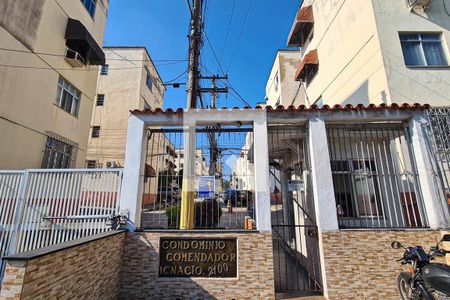 Apartamento à venda com 50m², 2 quartos e 2 vagasFachada do Condomínio com placa