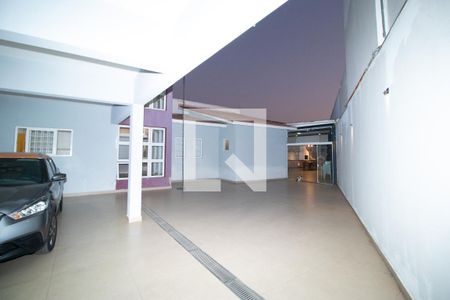 Casa à venda com 510m², 4 quartos e 7 vagas Casa à venda com 510m², 4 quartos e 7 vagasÁrea externa